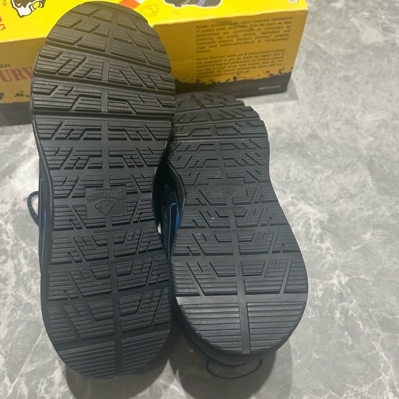 Herman Survivors Womens Cary Safety Shoes Size 12 Oil & Slip Resistant ''NEW'' - Picture 6 of 8